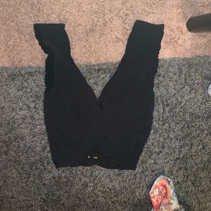 Xersion athletic style fitted Capri leggings